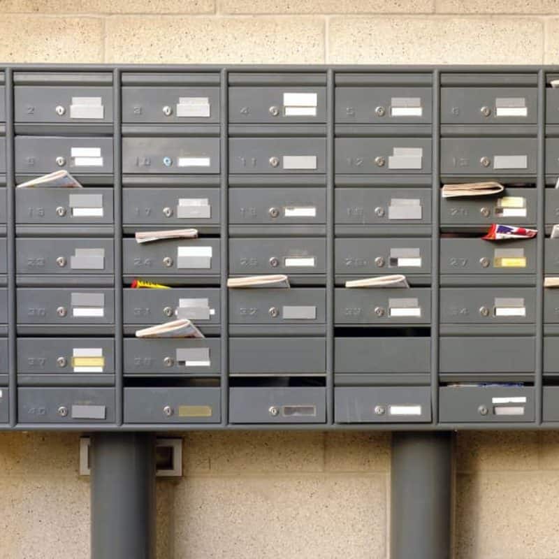 Postfächer für amtliche Zustellungen bei einer Detektei. urteil oeffentliche zustellung